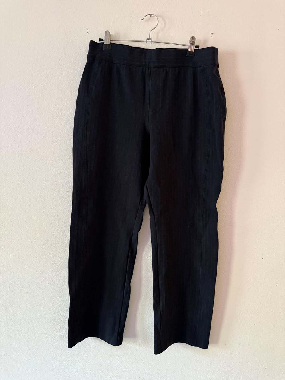 Spanx Pants Size XL Navy Pinstripe Pull-On Trousers Business Casual Straight